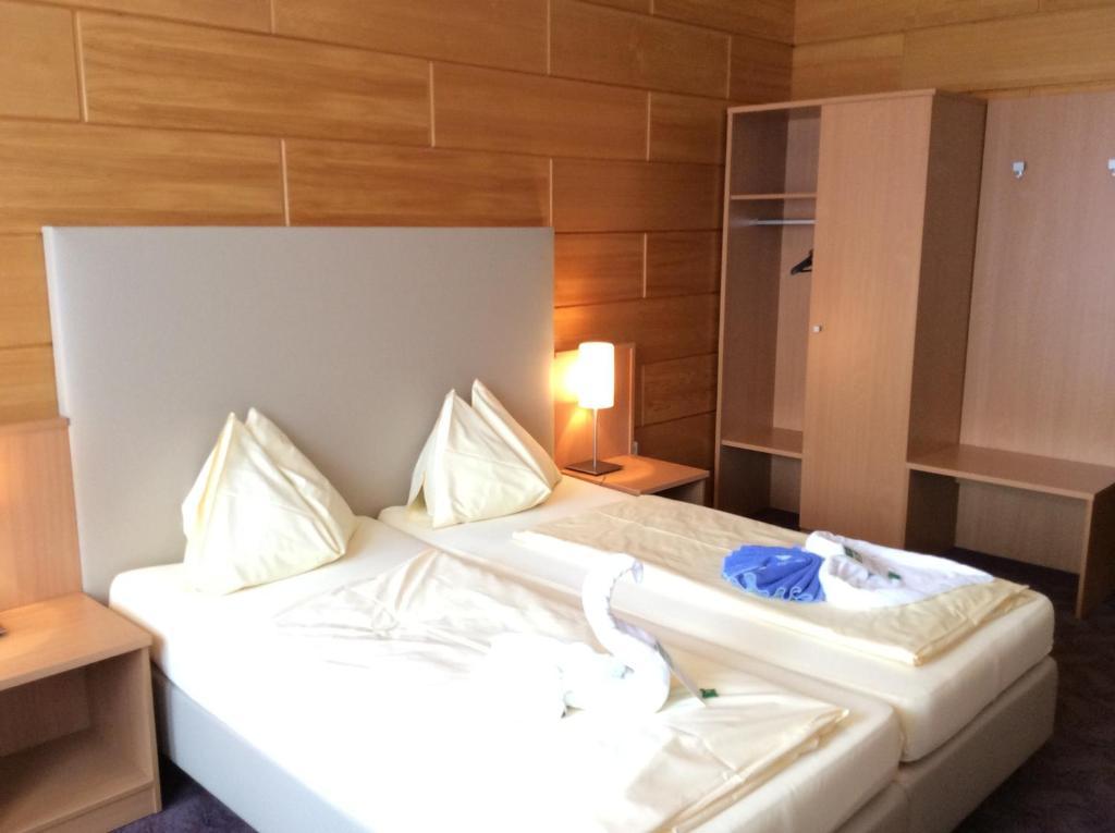 Stadthotel Schwerterbraeu Judenburg Kamer foto