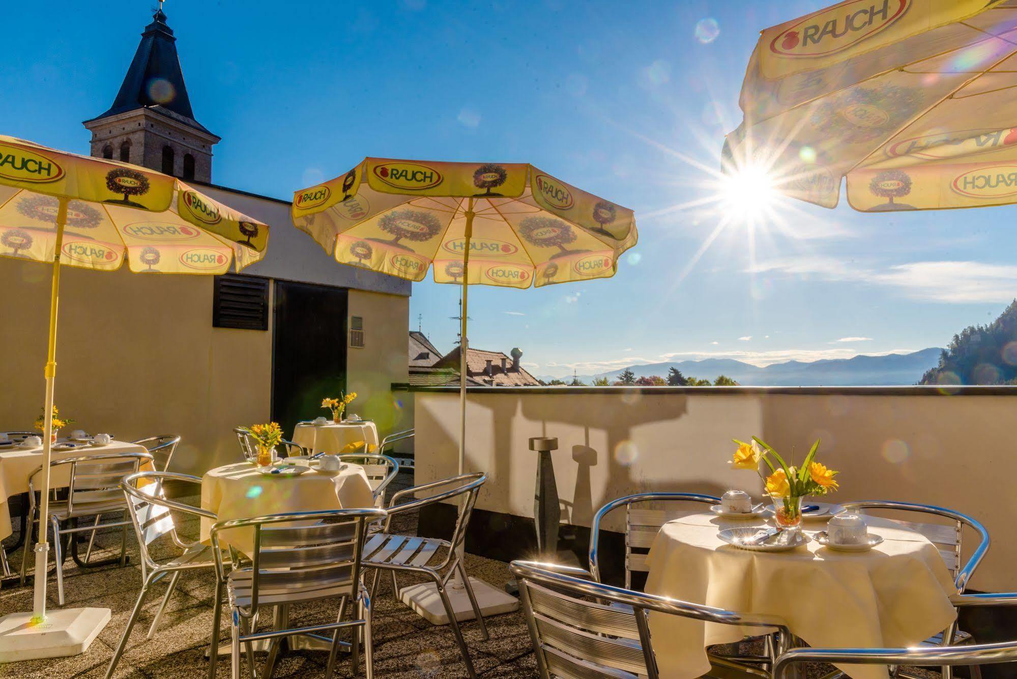 Stadthotel Schwerterbraeu Judenburg Buitenkant foto